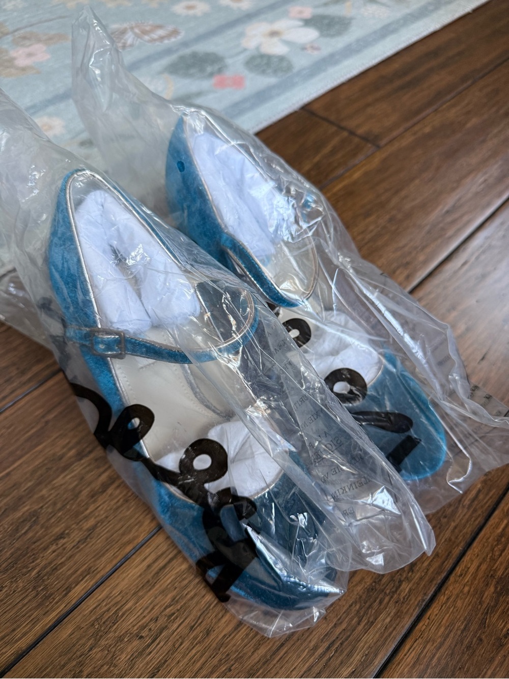 NWOT Boden Teal Velvet Mary Jane Block Heels - Picture 6 of 6